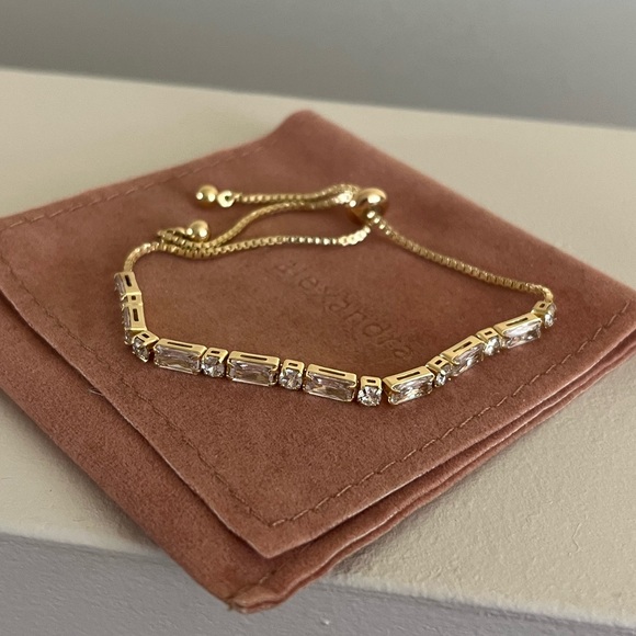 Leah Alexandra 14k Gold Vermeil Adjustable Tennis Bracelet - Picture 4 of 4